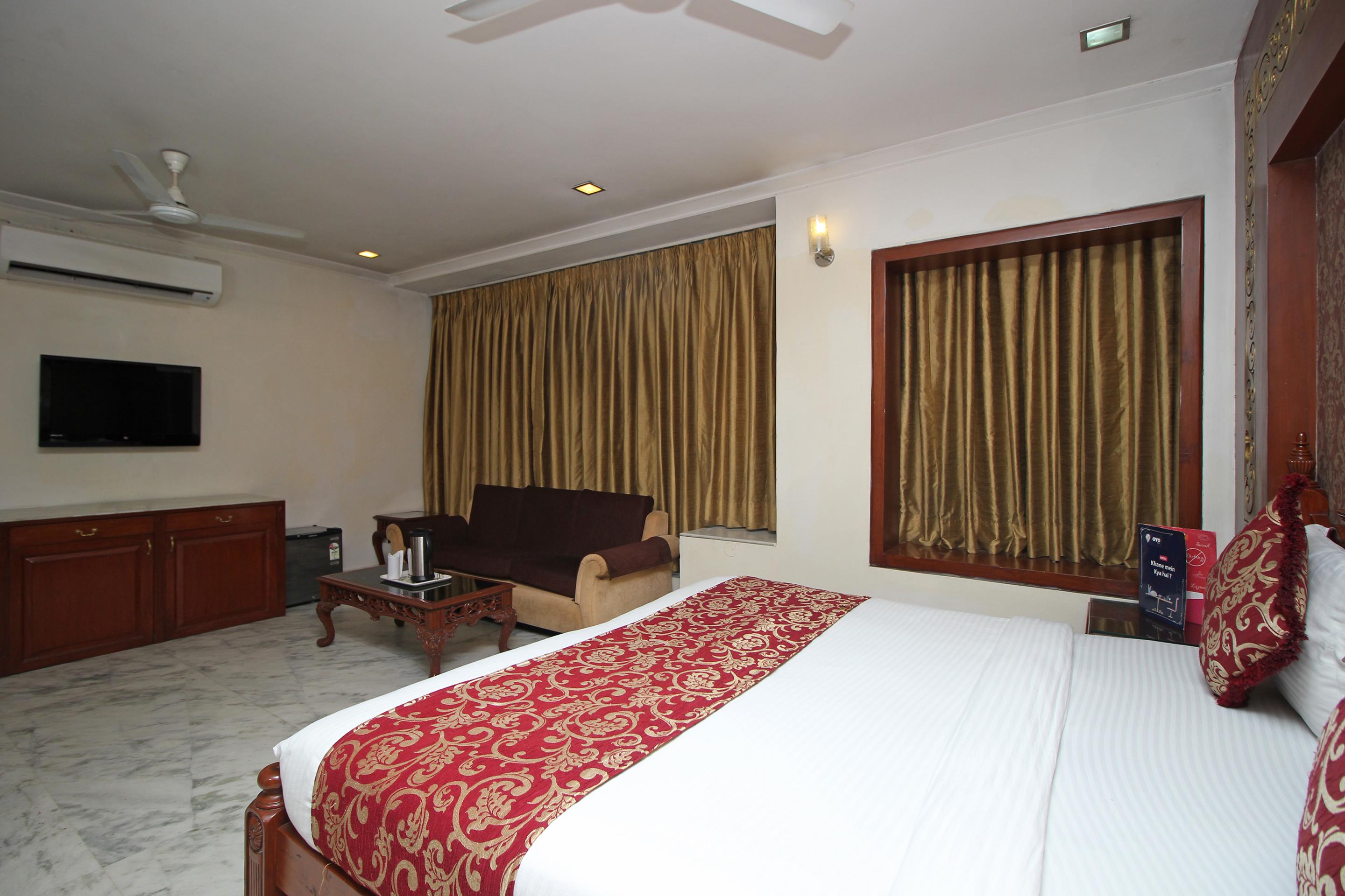 ניו דלהי Oyo 5915 Hotel Swagath מראה חיצוני תמונה
