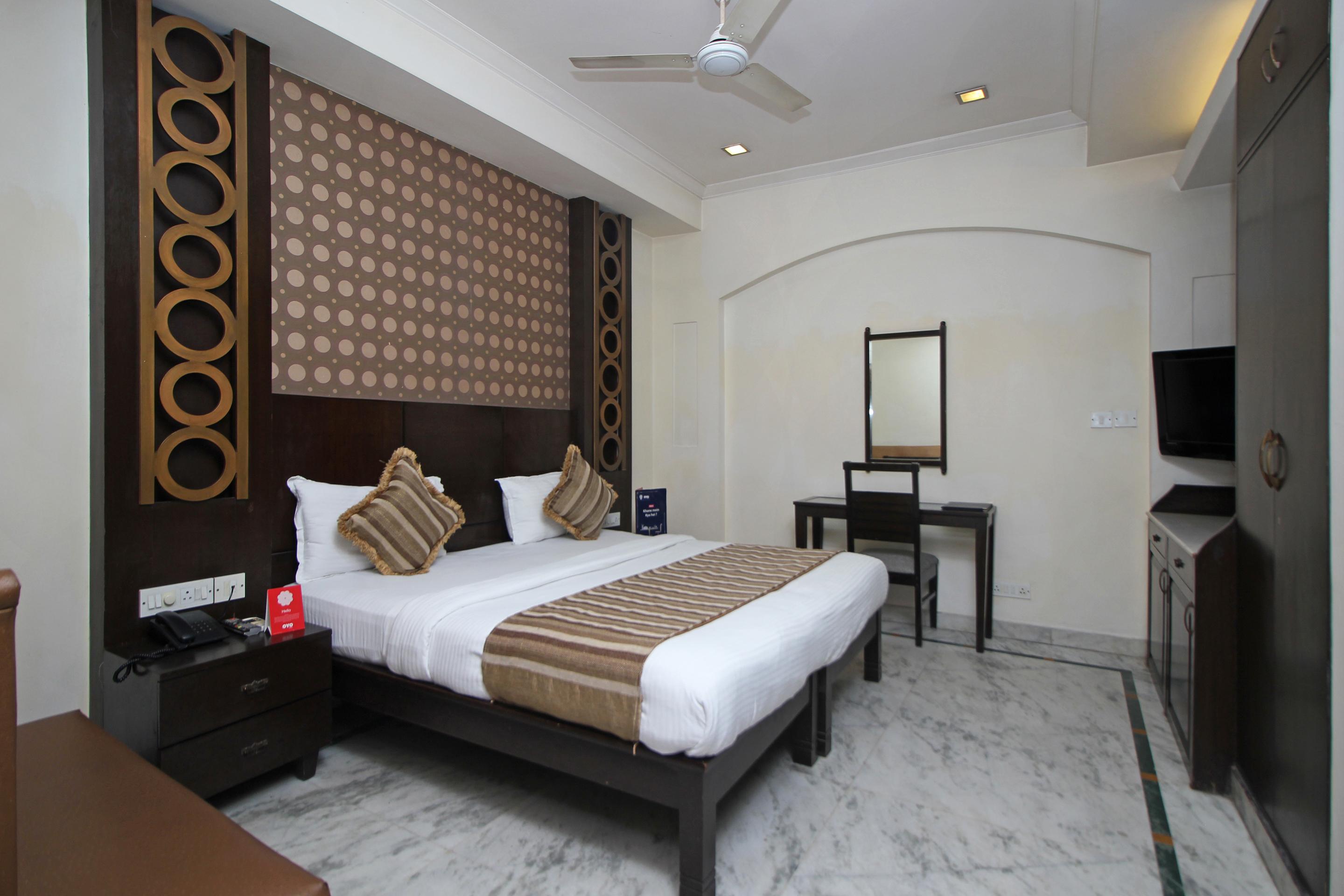 ניו דלהי Oyo 5915 Hotel Swagath מראה חיצוני תמונה