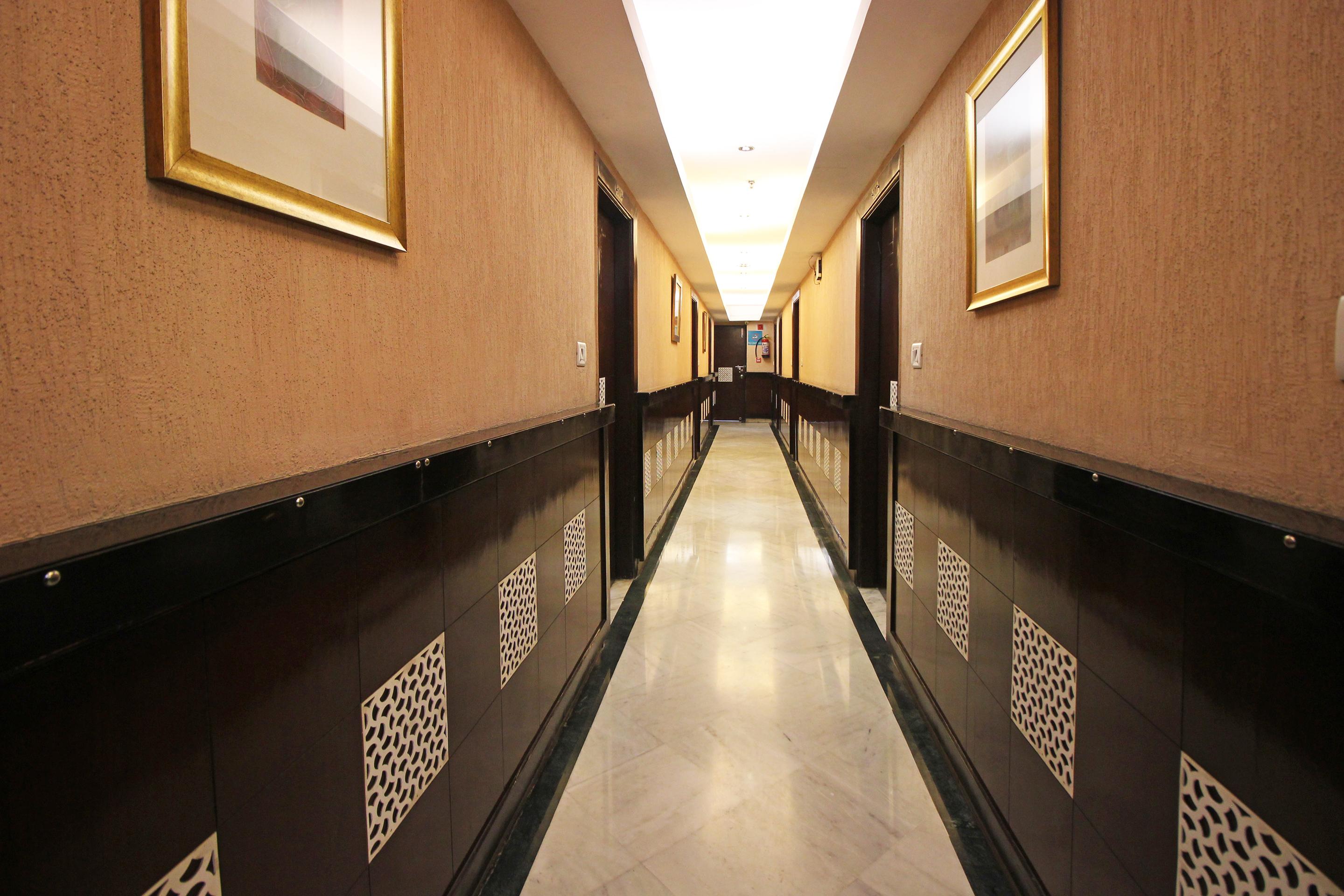 ניו דלהי Oyo 5915 Hotel Swagath מראה חיצוני תמונה